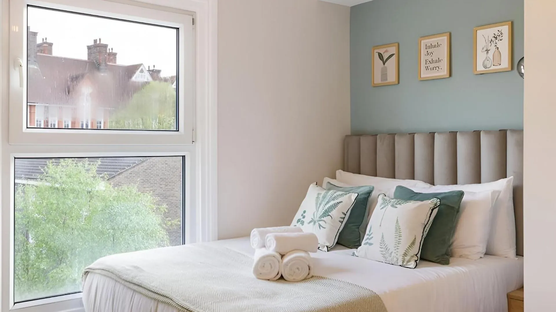 Serene Green Getaway Studio With Calming Ambiance London United Kingdom